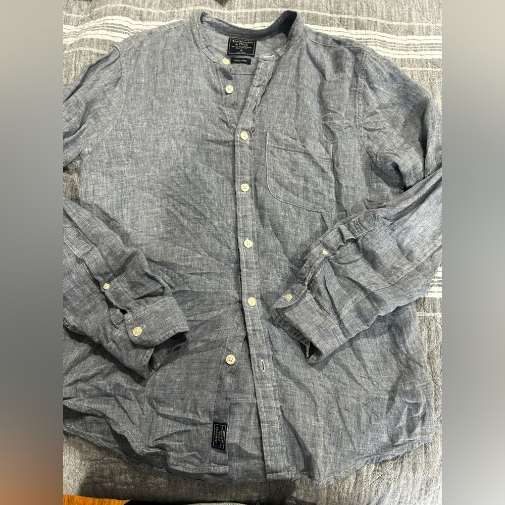 Abercrombie & Fitch linen Gray Casual Button Down Shirt